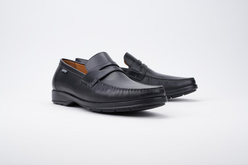 Mephisto Men's Howard Black Smooth Leather Loafer