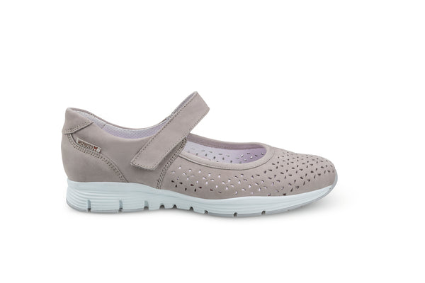 Mephisto Women's Yelina Perf Cloud Nubuck Mary Jane Shoe