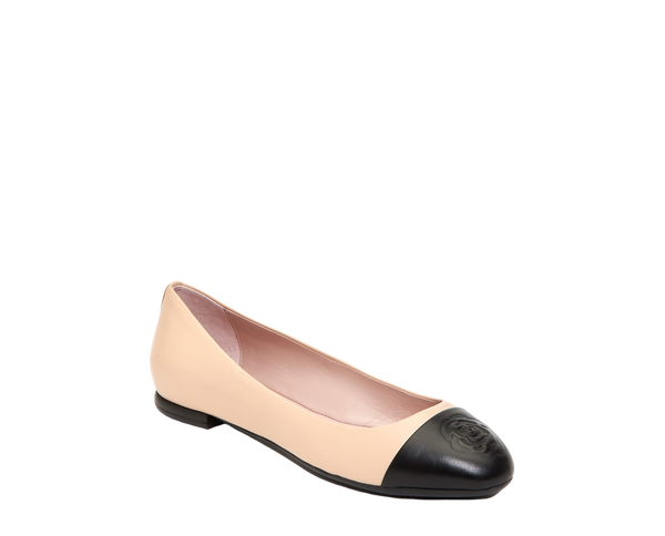 Taryn Rose Women's Rosa in Beige and Black Leather Combo Ballet Flat